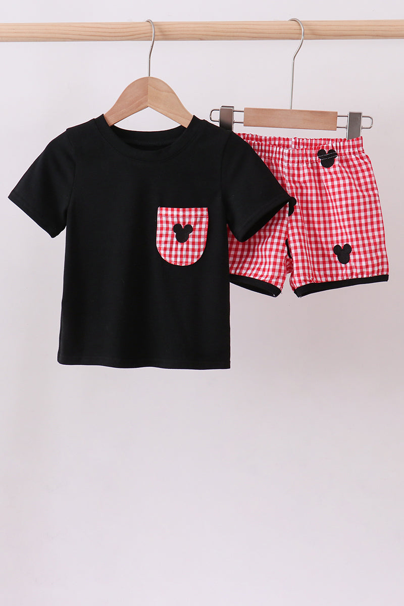 Red character embroidery gingham shorts set