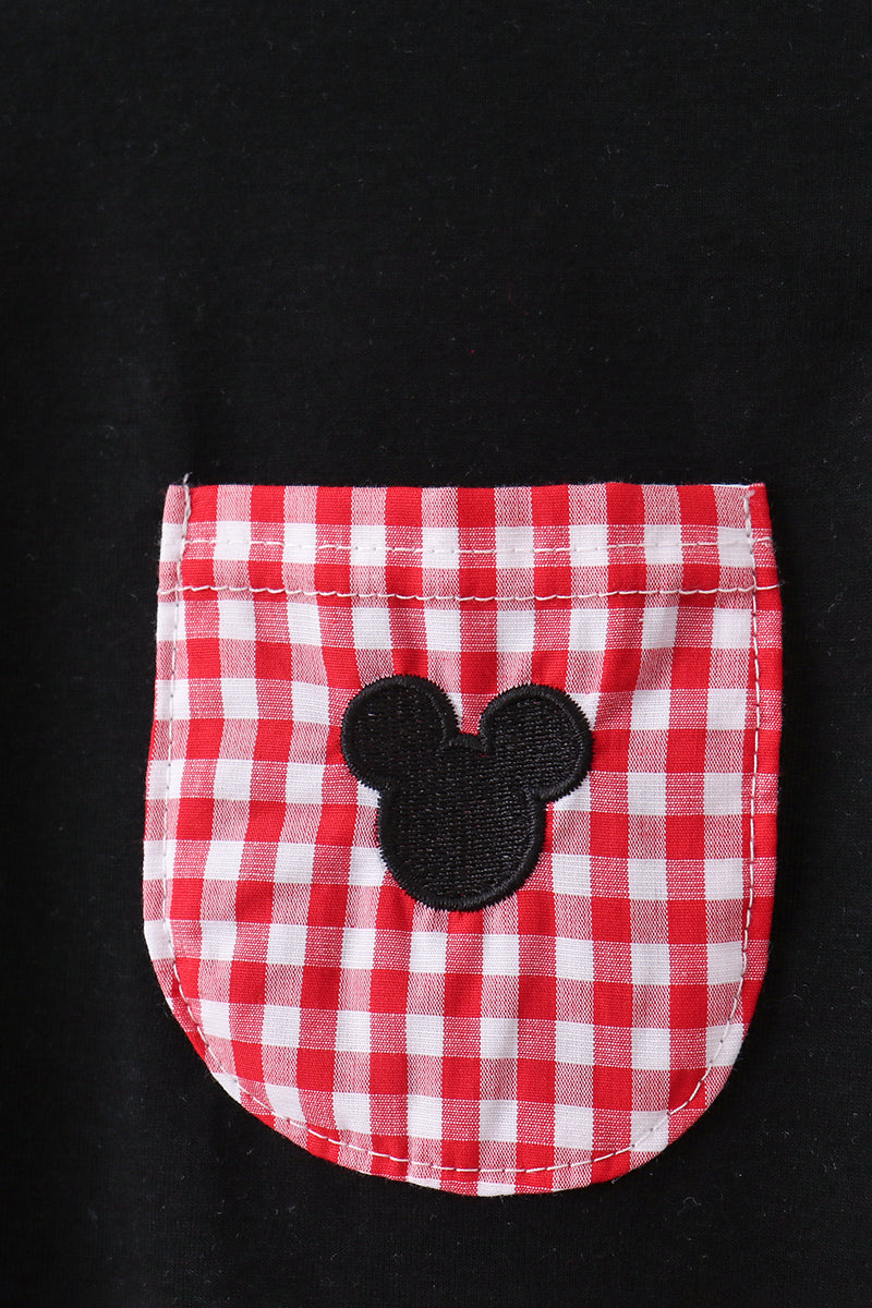 Red character embroidery gingham shorts set