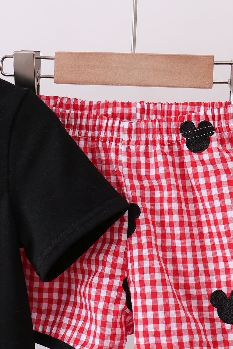 Red character embroidery gingham shorts set